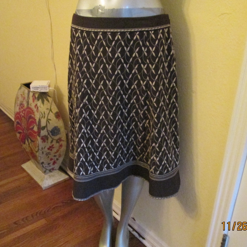 Brown and Off White Embroidered Skirt M